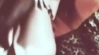 Vintage porn retro erotic theatre - heavenly brunette