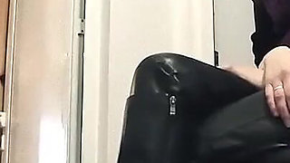 Smoking and humiliating
