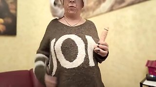 Veronica Rossi - Official - She Wants To Attract You With Her Naked Nudity To Stimulate Your Libido