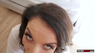 My slut stepmom into giving me a blowjob