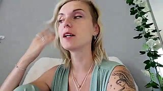 Lexi Snow - Boss Shrinks Her New Personal Assistant