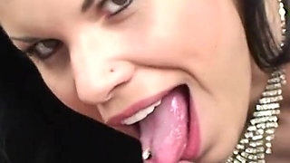 Student Amanda Jane deep insights into the wet pussy - Part 1