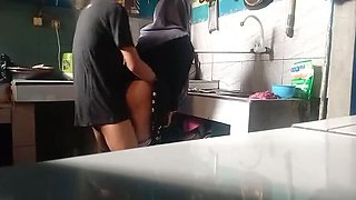 Indonesian hijab teen stepsister gets pussy spoon creampie from behind while washing dishes