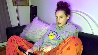 Cute Blonde Masturbates on Webcam with Toy