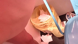 Wife loves glory hole