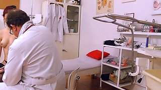 Wifey scarlet head fingering in uniforms