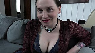 Bettie Bondage – My MILF Girlfriend