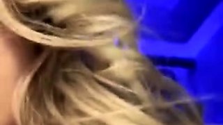 Blonde tight pussy babe solo toy fun in glamour masturbation