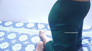 Long Time Meet Old Lovers in Frend Room Enjoy and Fuking Hot Housewife