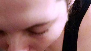 Sexy Slut Gives A Big Cock A Blowjob In The Car