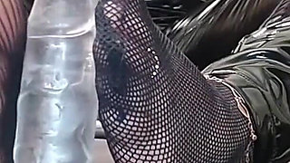 (83) Footjob Black Nylon1