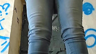 Big Squirt in an Abandoned House