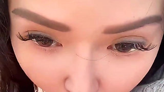 Misstaiwan blow job in the car outside shopping mall