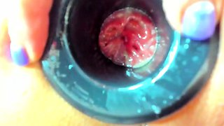 Close up MILF masturbation