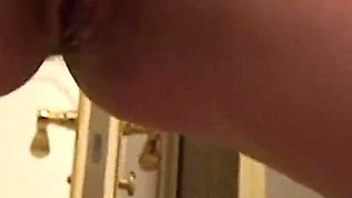 She pisses on her slave in the bathroom