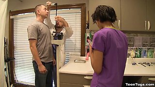 I got lucky with this hot ebony nurse! She gave me a handjob instead of my checkup