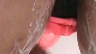 Strong Cream Jets