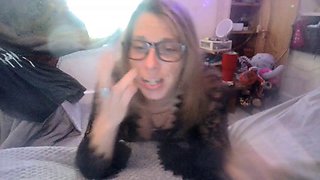 Your favorite cutest smoker reveals intimate details about her life
