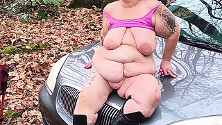 On the Hood Squirt to the Road No Matter Whose Watching She's Gonna Exaplose