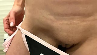 Hairy or Shaved Armpits and Pussies