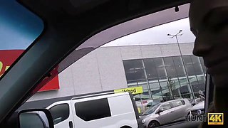 Hunt4k. nerdy bf isnt against selling his gf Victoria Daniels pussy