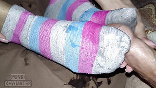 My stepsister helped me cum on her feet in cute socks