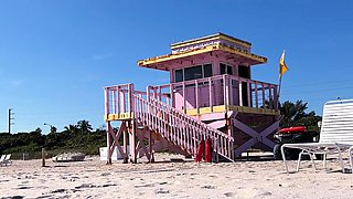 Real amateur outdoor couple enjoying hard fucking action