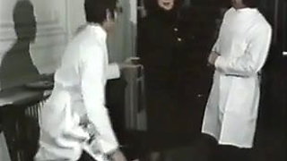 Greedy nurses (1975)