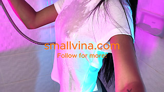Gorgeous Hot Slut Dancing On Cam While In Hot Lingerie
