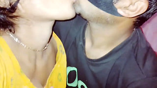 Sexy bhabi or devor ne kiya sex.