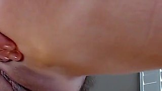 MILF Camgirl Jess Ryan! Oiled Booty Shaking