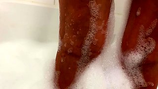 amateur kemplywishes fingering herself on live webcam