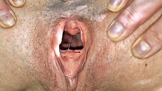 MILF Shows Wide Open Pussy & Pissing Outdoors - HD Solo Action
