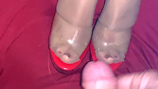 Do You Like to Cum on My Feet? Play with Me on Stripchat... Search Tights