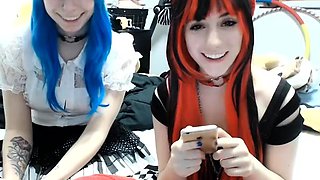 Amateur Webcam Teen Masturbates And Teases