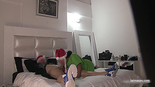 Tocaculos fucks his little helper part 2