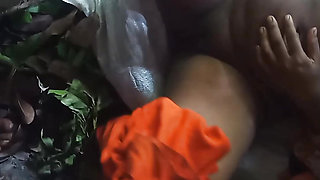 Desi Bhabhi Cooking Turned Into a Hot Surprise!