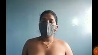 Desi kannur bhabi does video call with young boy