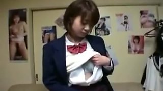 Pretty Asian Schoolgirl Flashes Her Hot Body And Gives A Ni