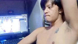 Jerking in front of computer and oozing out his cum blissfully