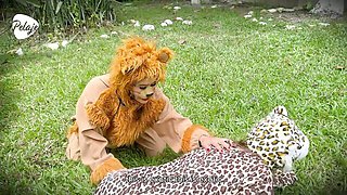 Outdoor dirt with magnificent Lioness from Pelaje Mix