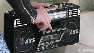 Raunchy lesbies amazing porn clip