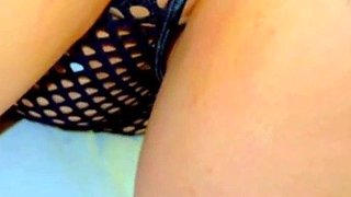 Sexy Ebony Amateur Ass Shaking