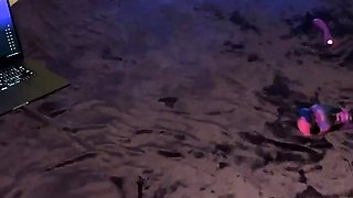 Big boob brunette masturbates on webcam