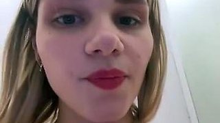 Russian camwhore Baravisha in a mall, toilet