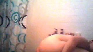 Chubby Amateur Plays With Dildo in the Shower