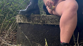 A Corn Cob Had to Serve