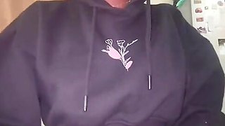 Ebony girlfriend gives a handjob
