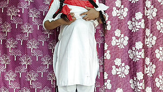 Indian school girl first time sex video