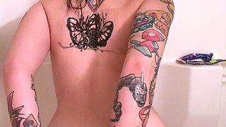 Brunette Solo Webcam Masturbation